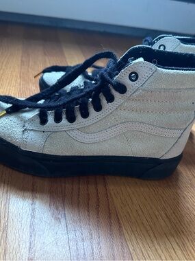Vans High-Top Suede Sneakers in Off-White/tan and Black